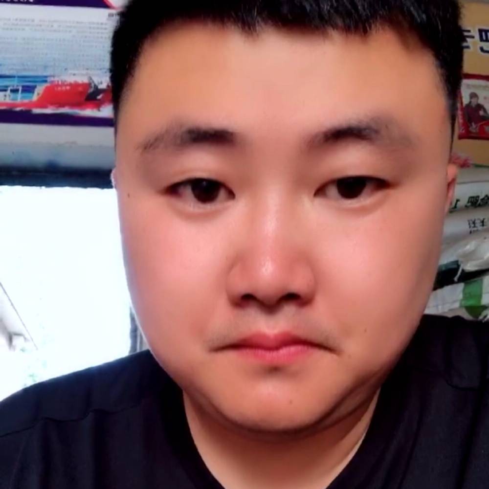 你好,我在的照片