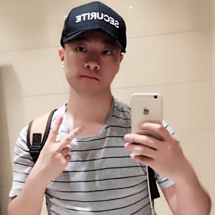 沉默的咖啡壶的照片