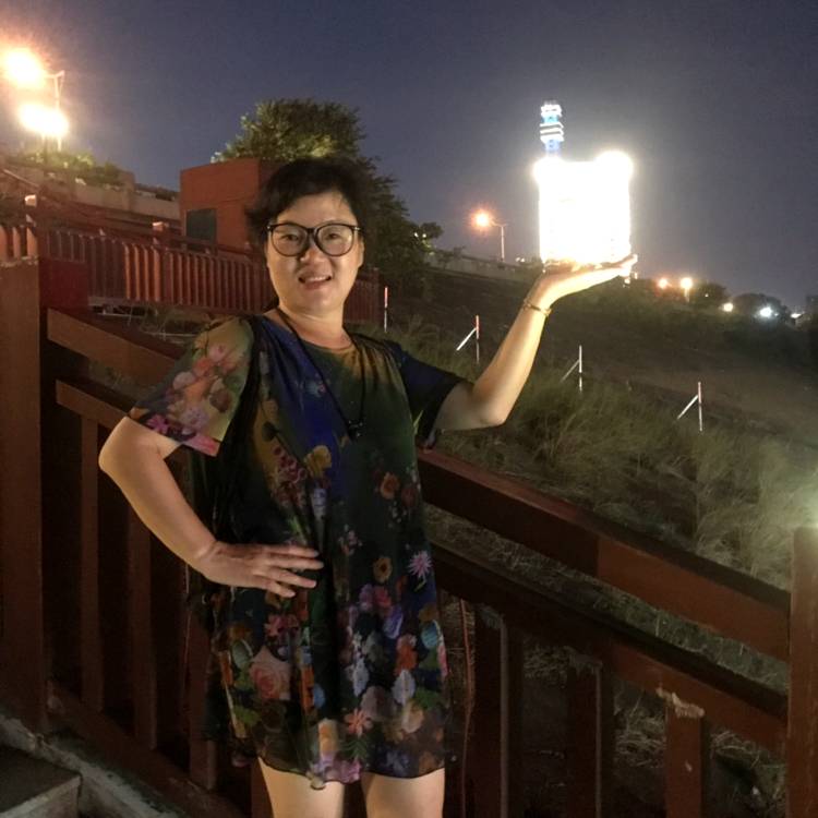 托塔女天王的照片