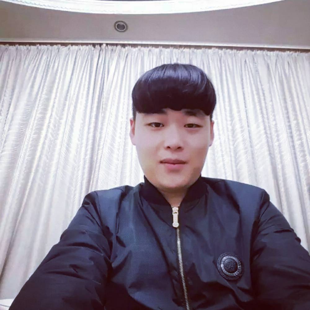 扶额的照片
