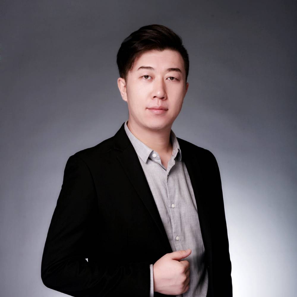 等待丫头的照片