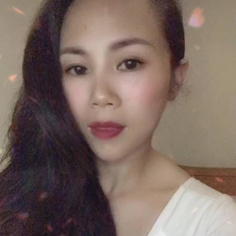 草莓迎傲娇的照片