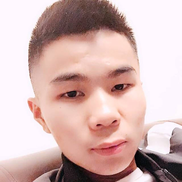 默默就崖悔的照片