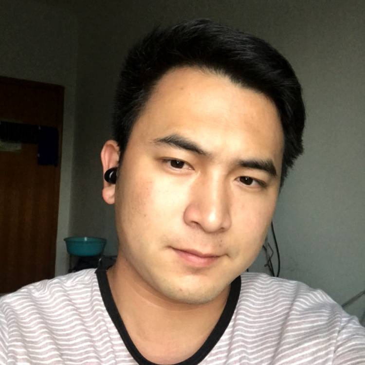 尊敬泪了情动的照片