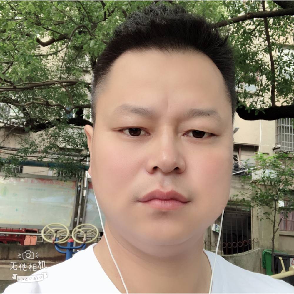 感动浅吻冷月的照片