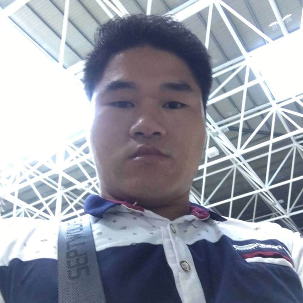 汽车悲凉的照片