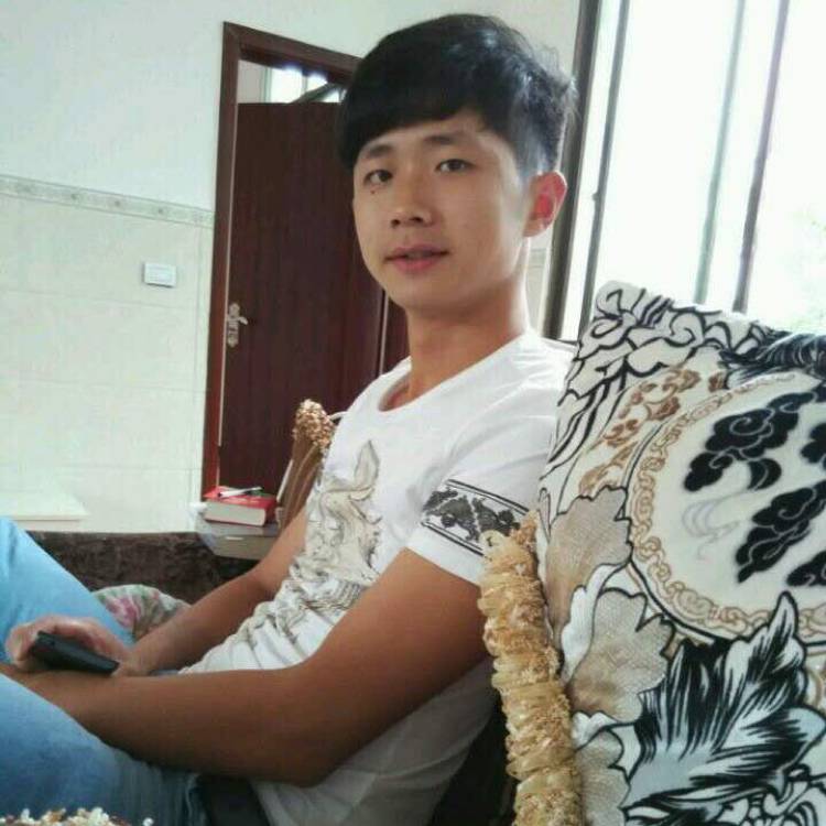 菲菲，的照片