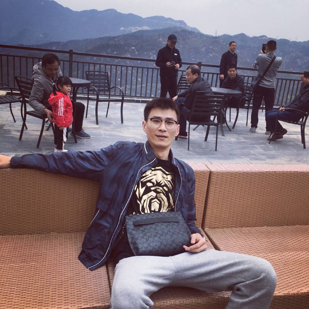 忧郁的小青蛙的照片