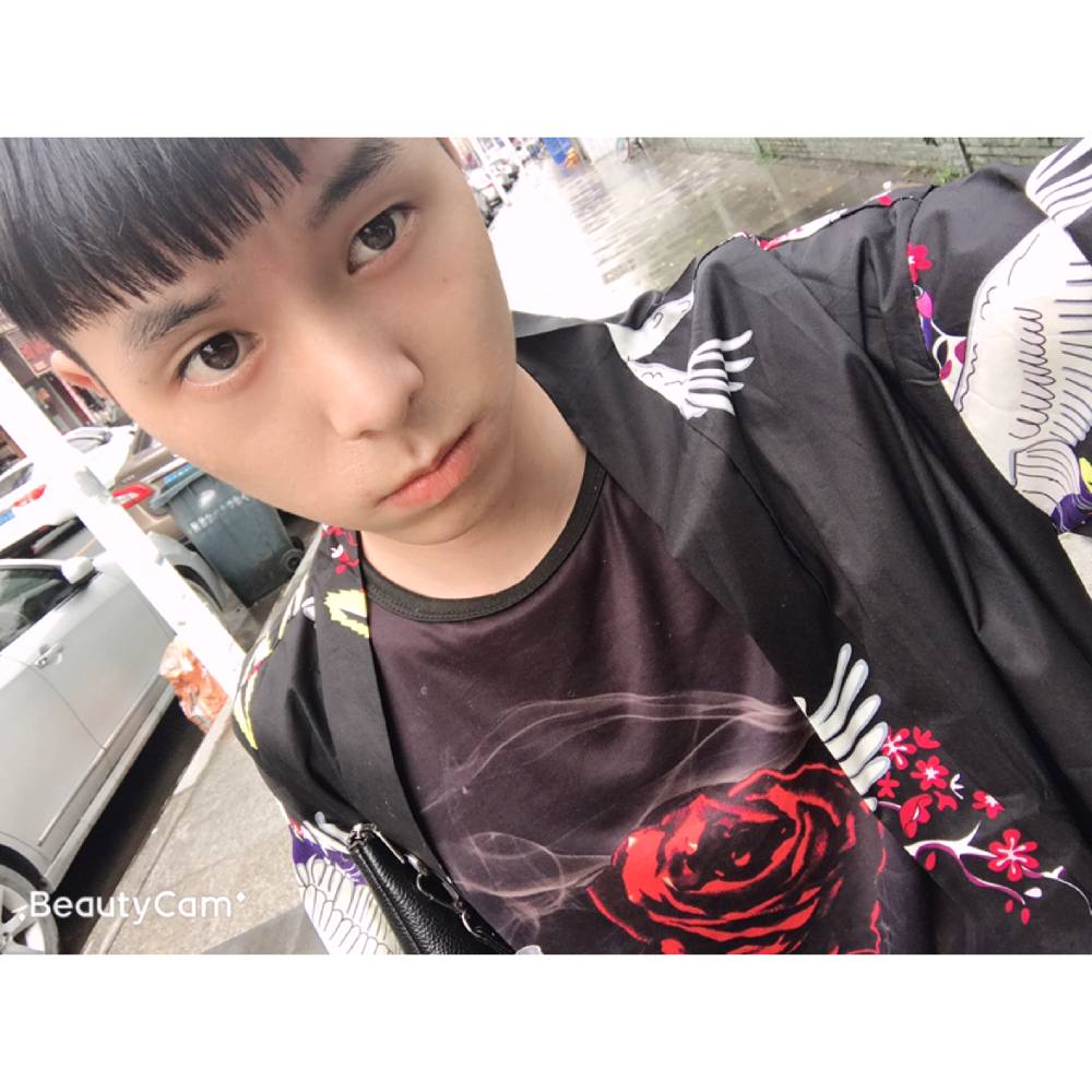 浅笑心辞的照片