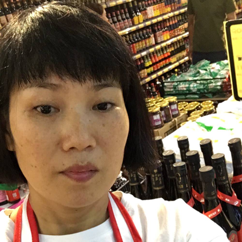 俊秀方机器猫的照片