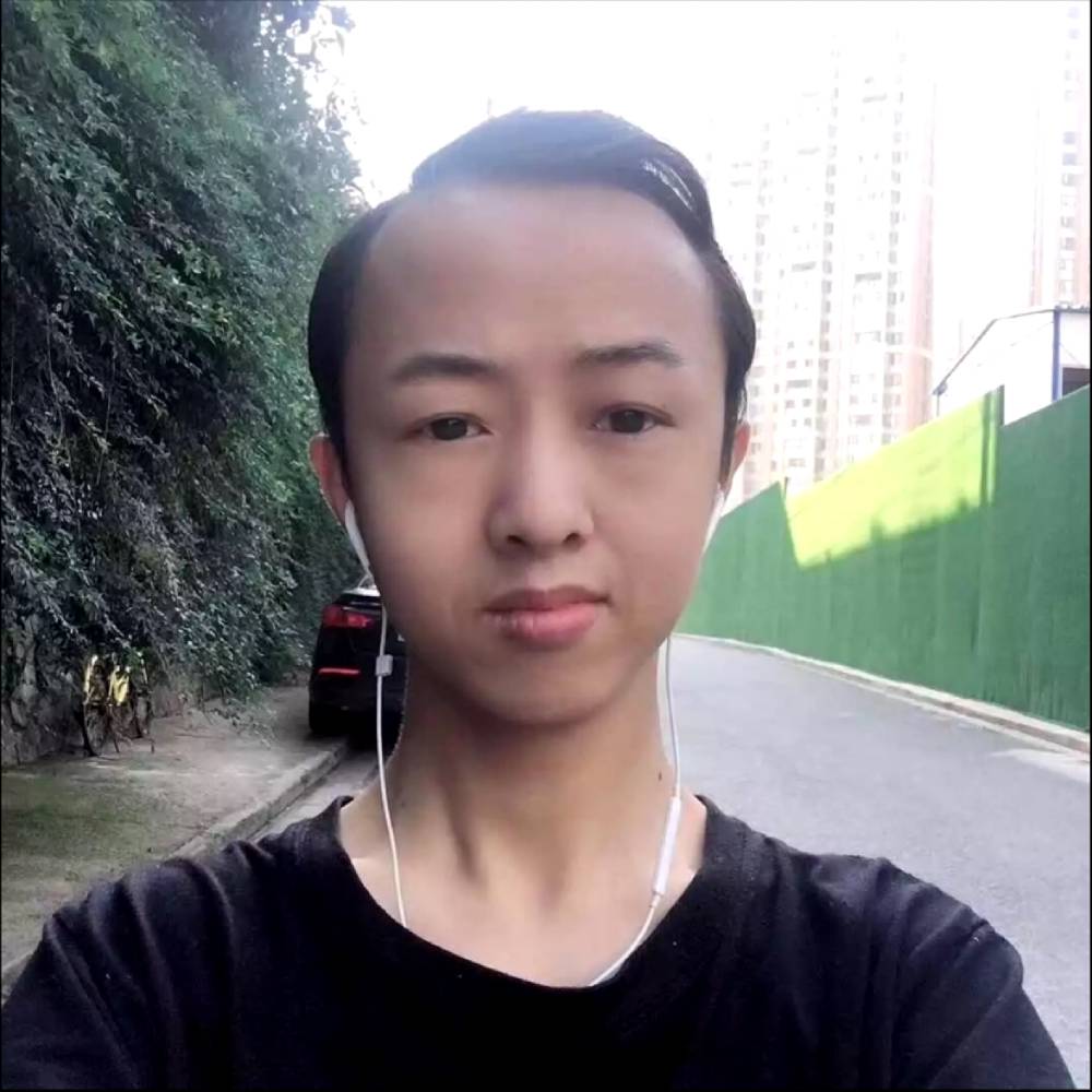 魏发谱的照片