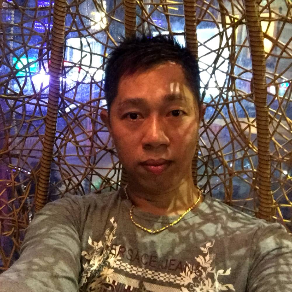 日记本与仁爱的照片