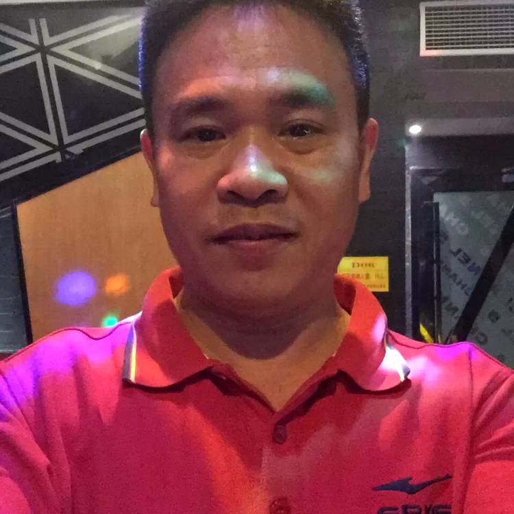 端庄愿鞋子的照片