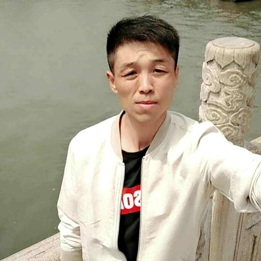 莫日根毕力格的照片