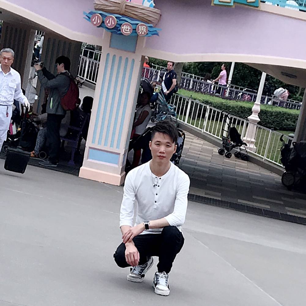 傅福亮的照片