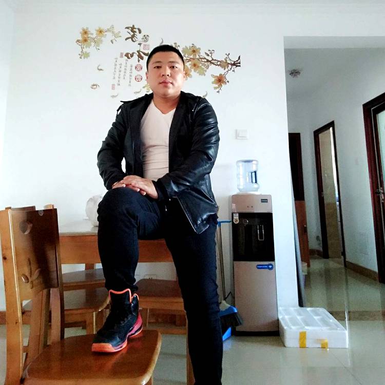 大晚上的想睡觉的照片
