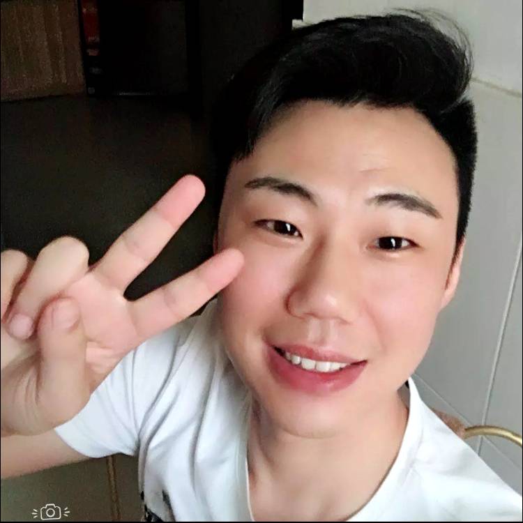 A月满西楼的照片