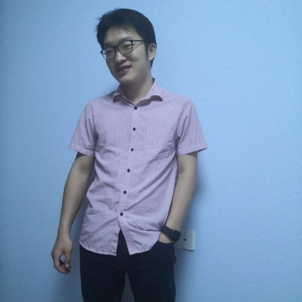 梁渊潜的照片