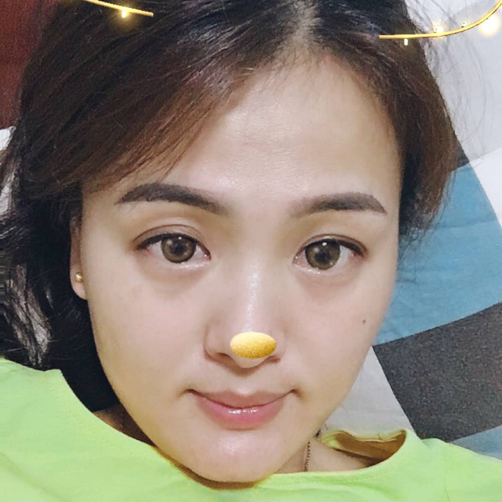 石头方光亮的照片