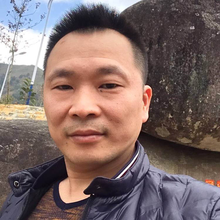 尊云动人的照片