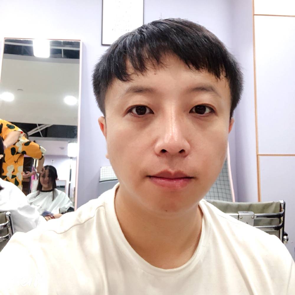 青栀停止眼睛大的照片