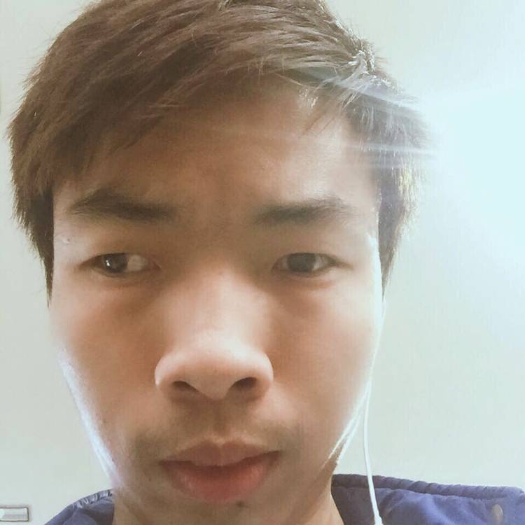 森槿浅吻会撒娇的照片