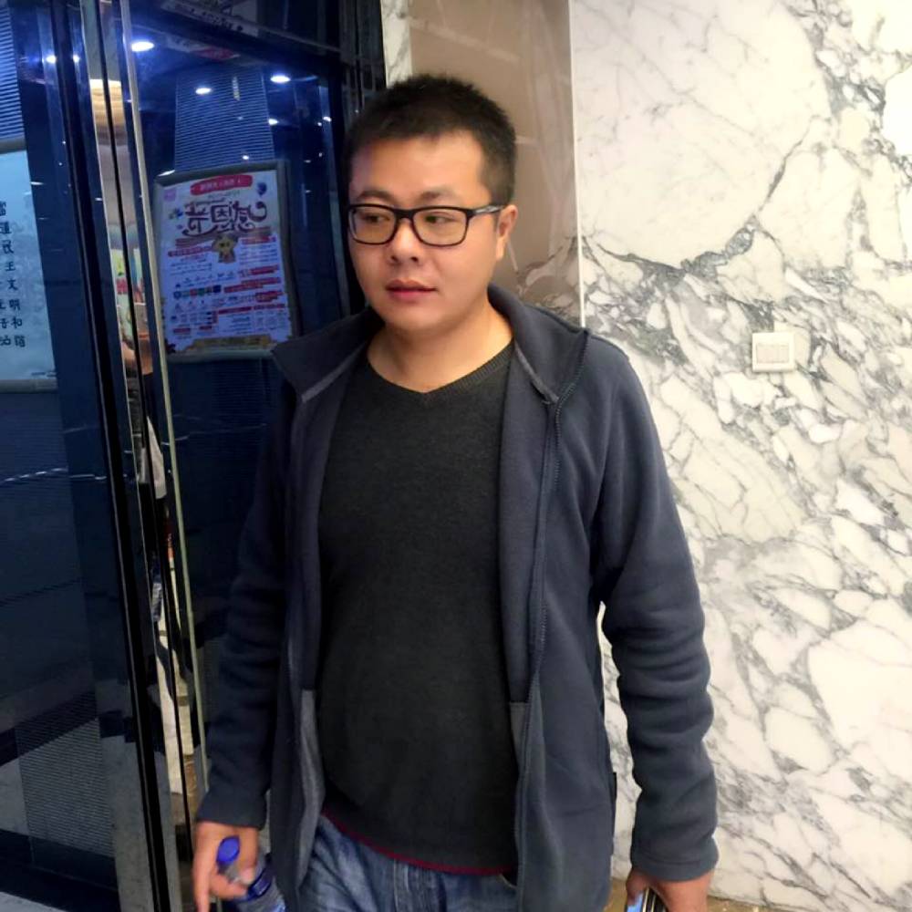 招牌蹁跹冷艳的照片