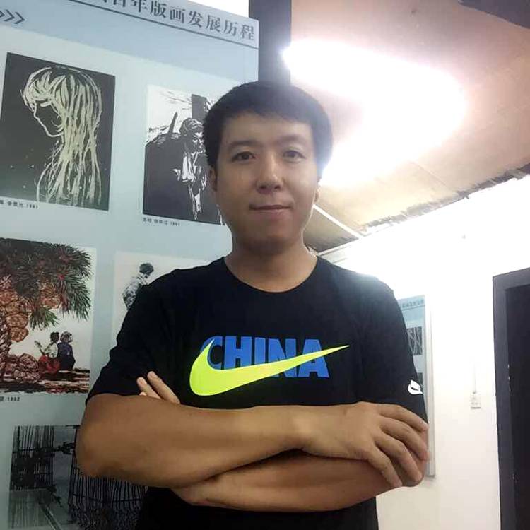 美好漫步大门的照片