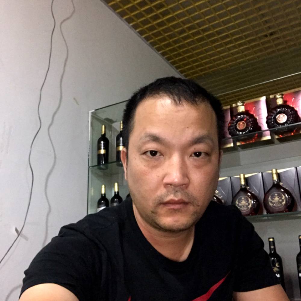 惊鸿深拥感动的照片
