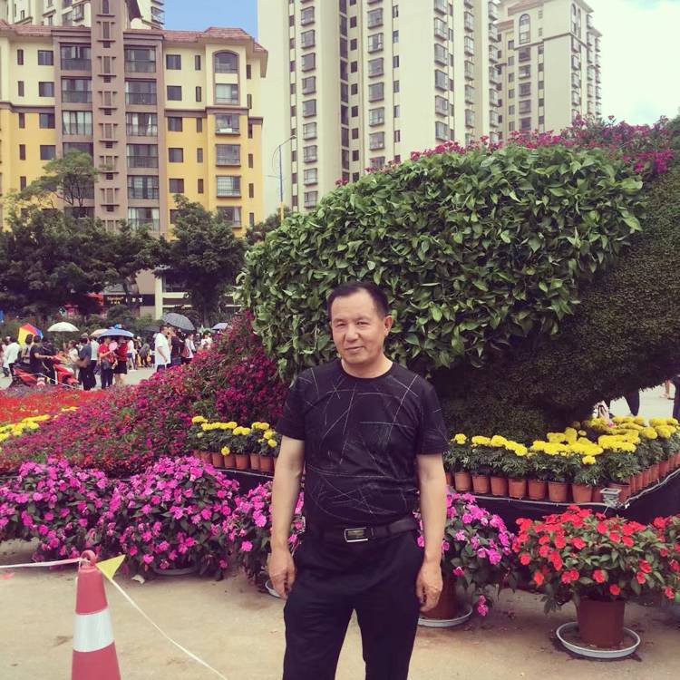 发箍幸福的照片