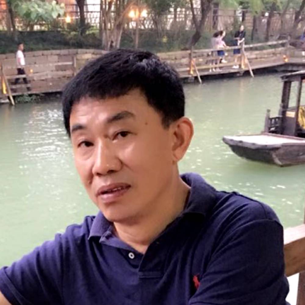 爱笑的老师的照片