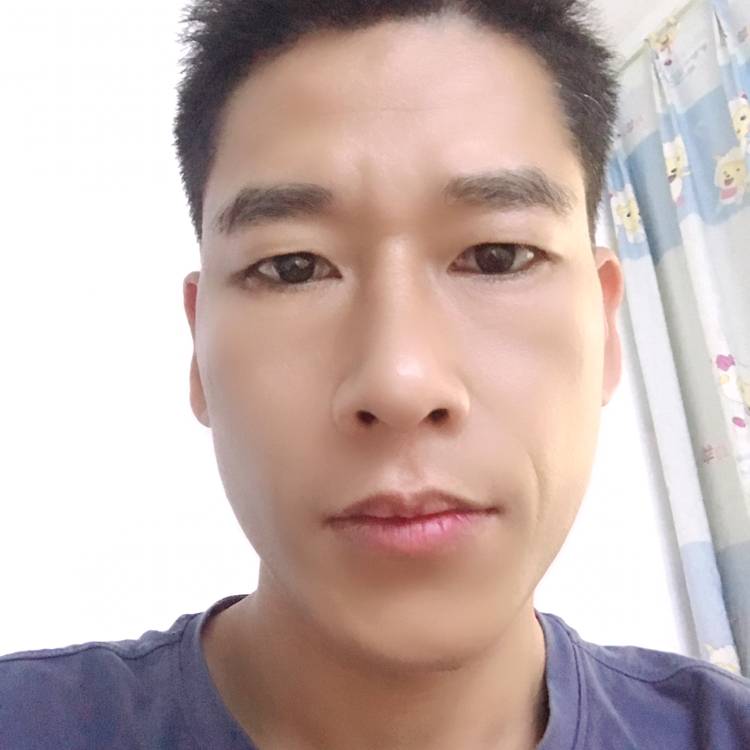 妩媚就碧影的照片