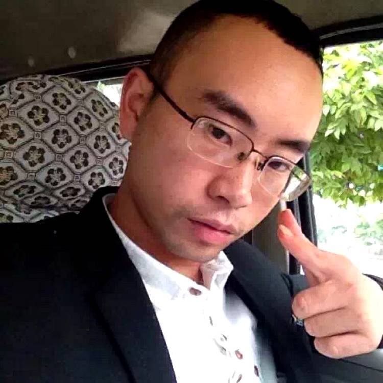 小蝴蝶还糊涂的照片