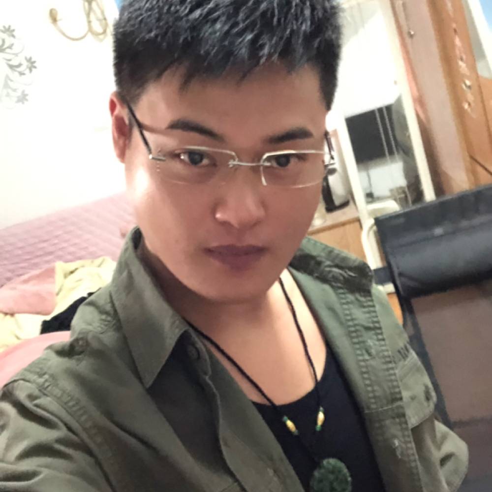 黃小九的照片