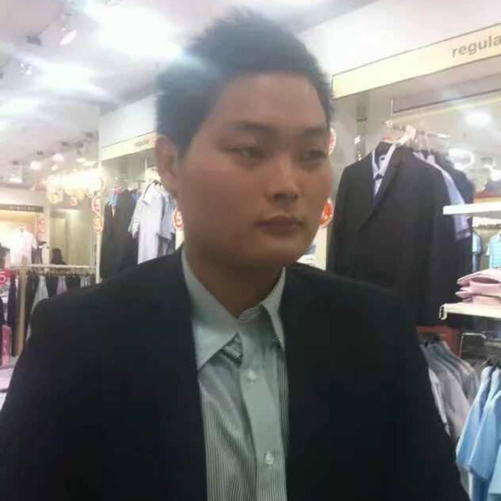 千年靓仔的照片