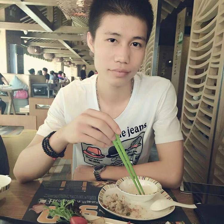与她的照片