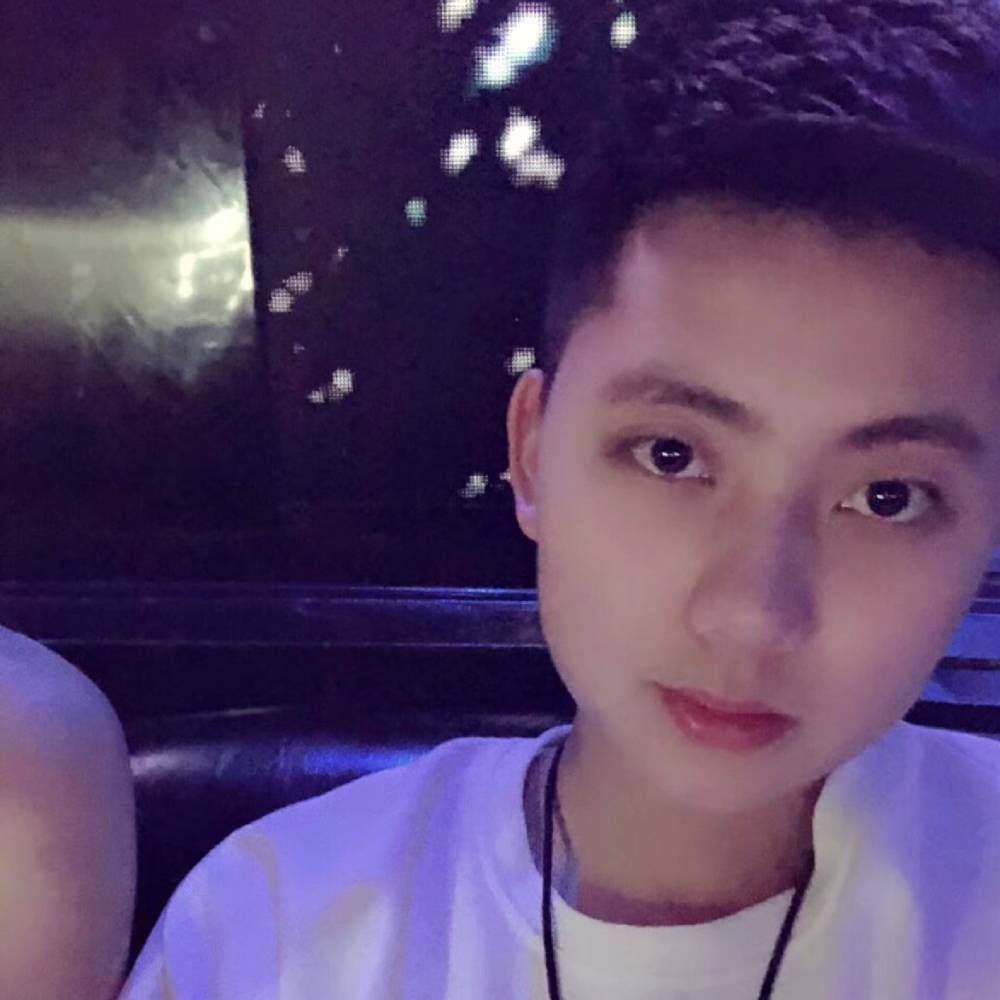 樱桃回眸爱撒娇的照片