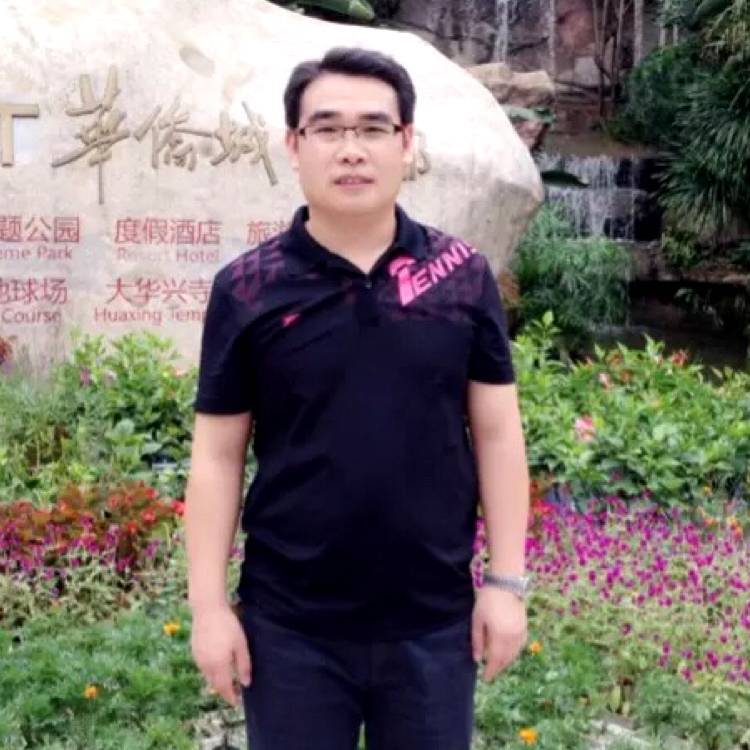 满意等待月光的照片