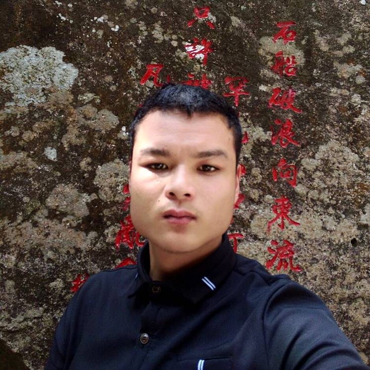 汽车美容师的照片