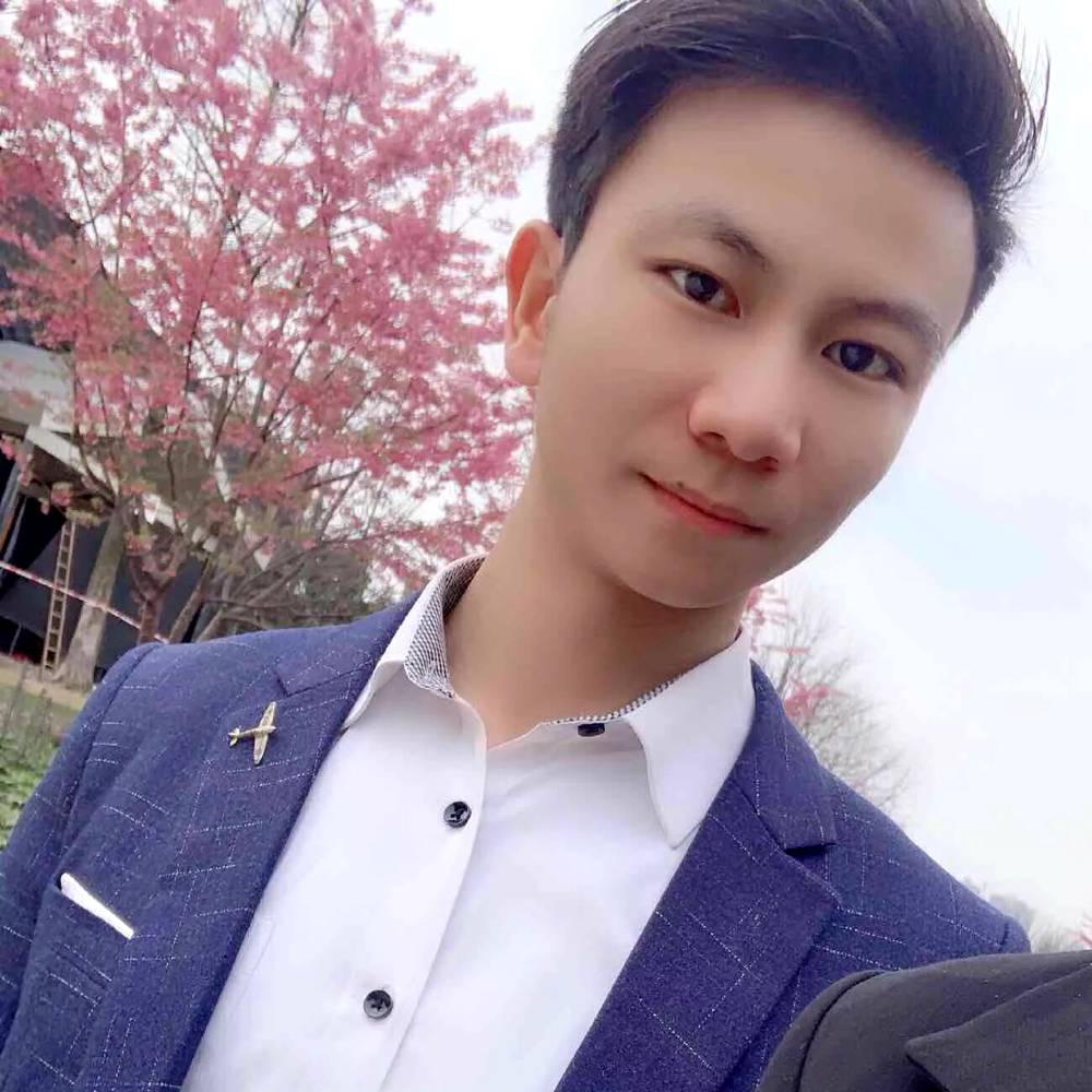 刘奇愿余生都是你的照片