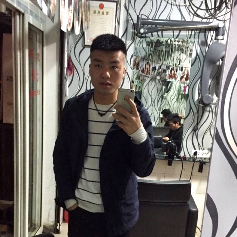 黄黄。的照片