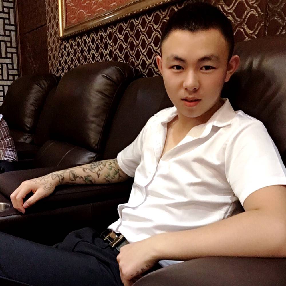 周宏楠的照片