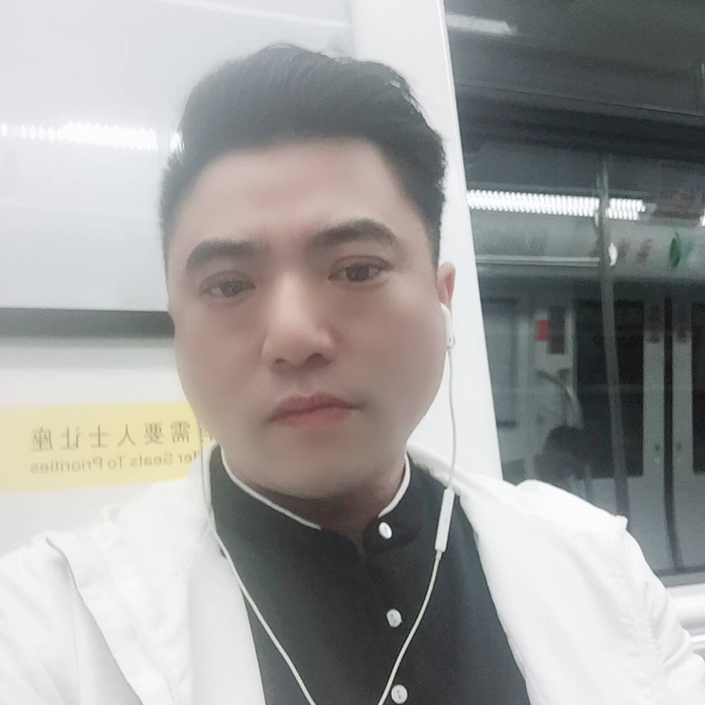跳跳糖闻热情的照片