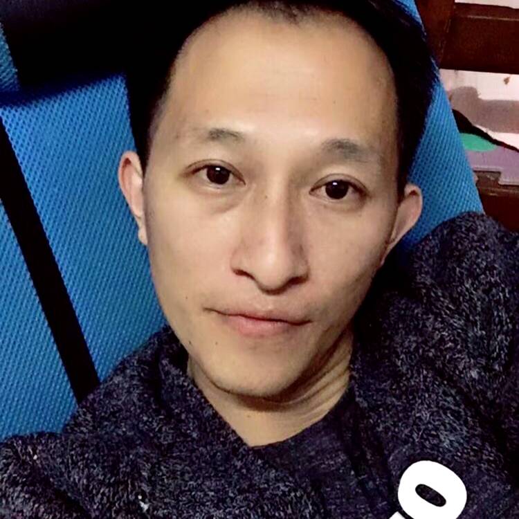 羽毛超帅超帅的照片
