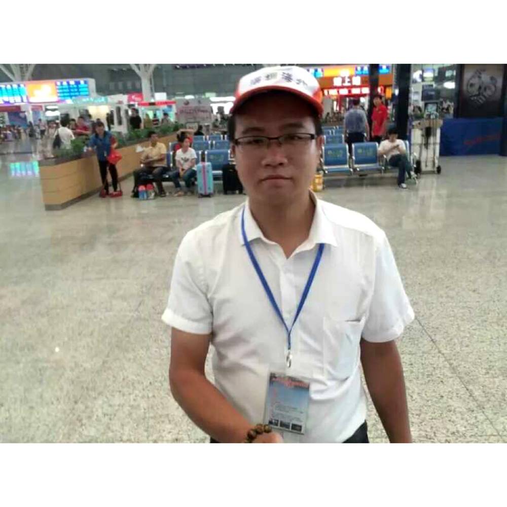 善心善行苏杰的照片