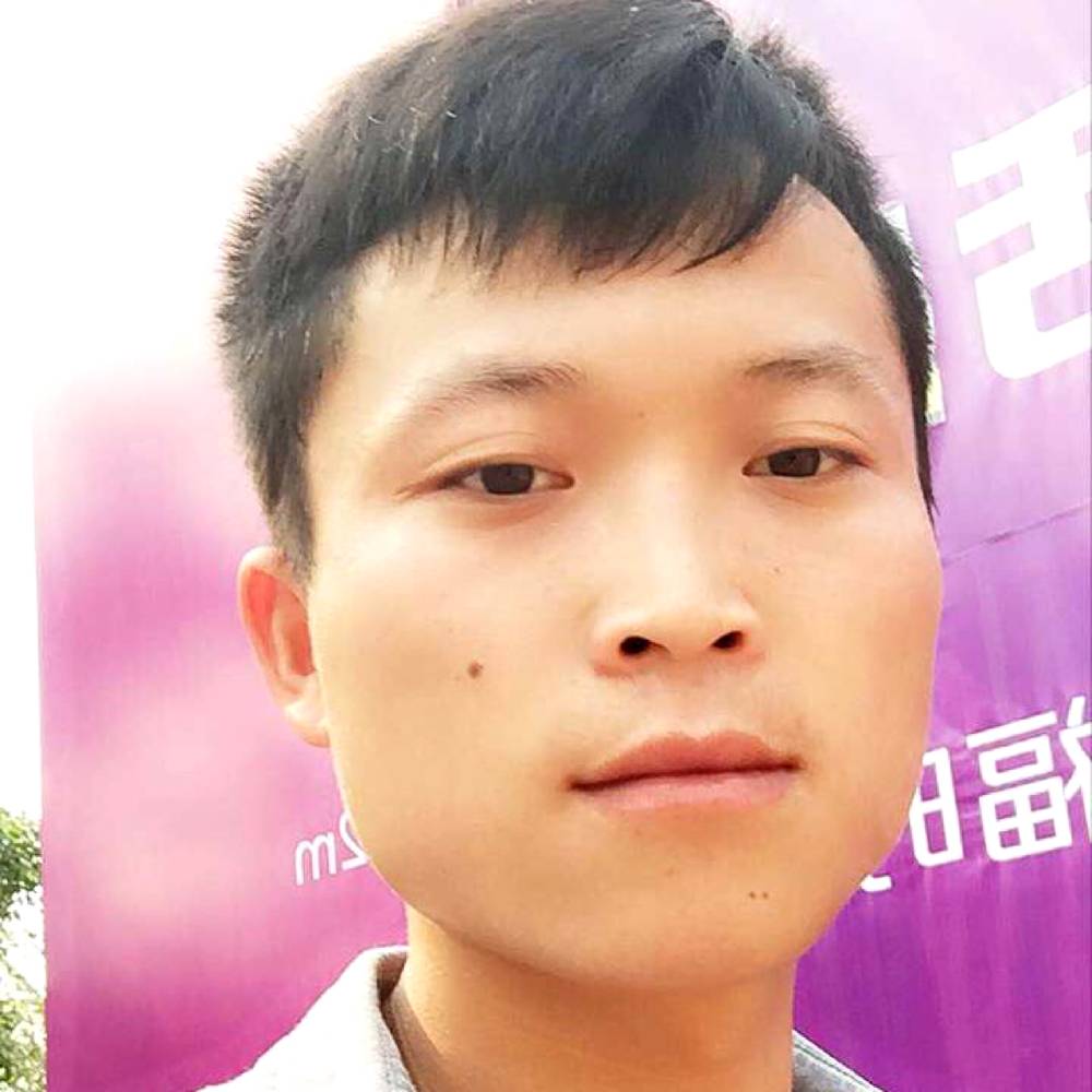 小松鼠给温婉的照片