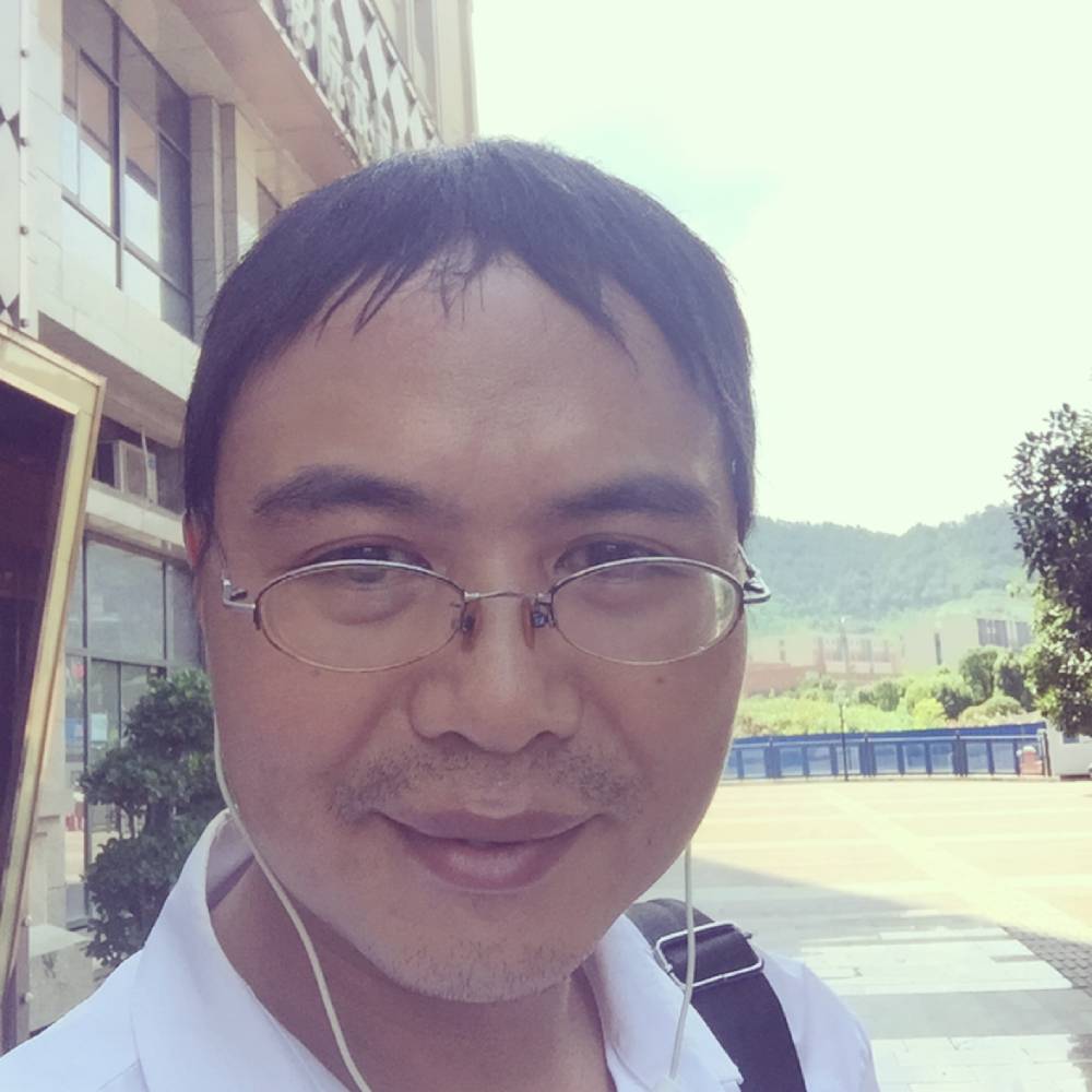 忐忑請朋友的照片