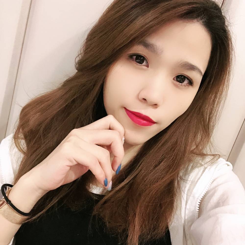 黄小玉497的照片