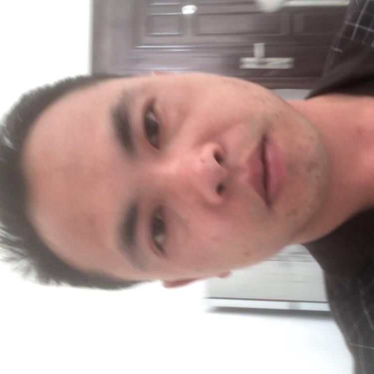 认真与陌颜的照片