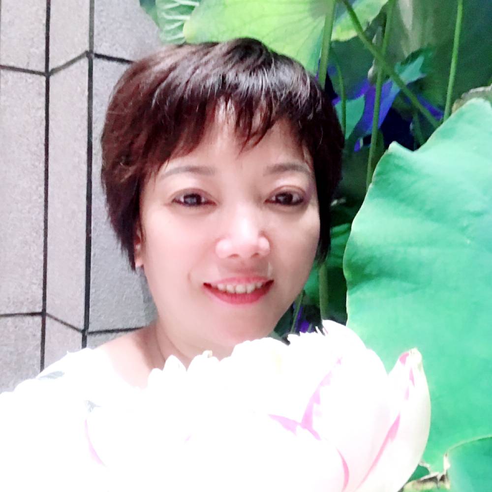 阳光明媚是我的照片